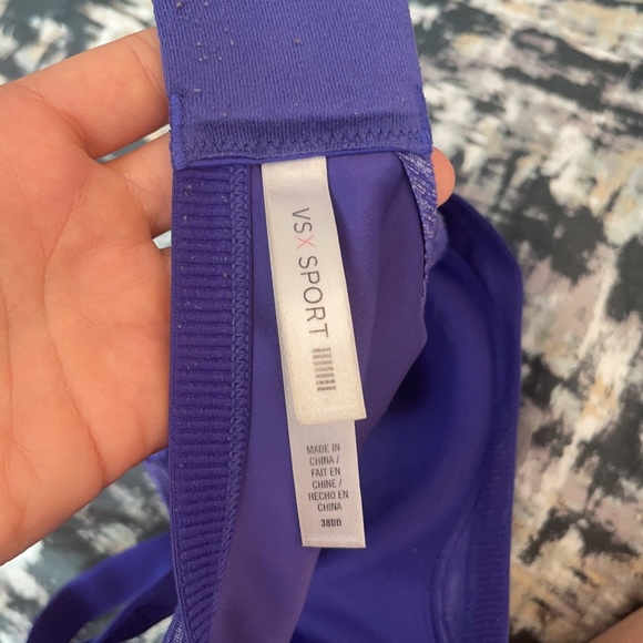 Victoria secret sports bra - Picture 2 of 3
